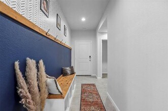 806 Kevin Ln in Cleburne, TX - Building Photo - Building Photo