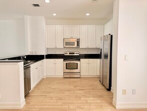 332 Atlantic Grove Way in Delray Beach, FL - Building Photo - Building Photo
