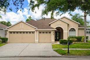 10115 Kingsbridge Ave in Tampa, FL - Building Photo