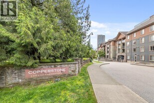 244 Sherbrooke St in New Westminster, BC - Building Photo
