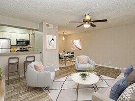 Alma Cherrywood in Austin, TX - Building Photo