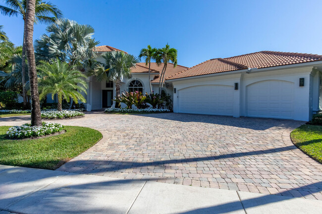 3440 Ambassador Dr in Wellington, FL - Building Photo - Building Photo