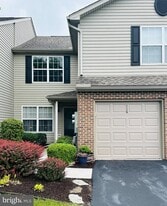 116 Hawk Ct in Hummelstown, PA - Building Photo