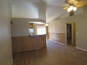 445 Elm St in Middleton, ID - Building Photo - Building Photo