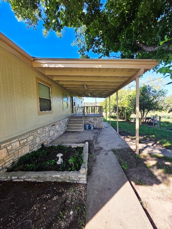 119 Hoot Owl Hollow in Ingram, TX - Building Photo - Building Photo