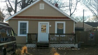 805 Marshall Ave in Colonial Beach, VA - Building Photo