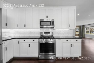 522 E Angeleno Ave in Burbank, CA - Building Photo - Building Photo