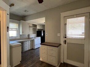 807 S Monroe St in Stillwater, OK - Building Photo - Building Photo