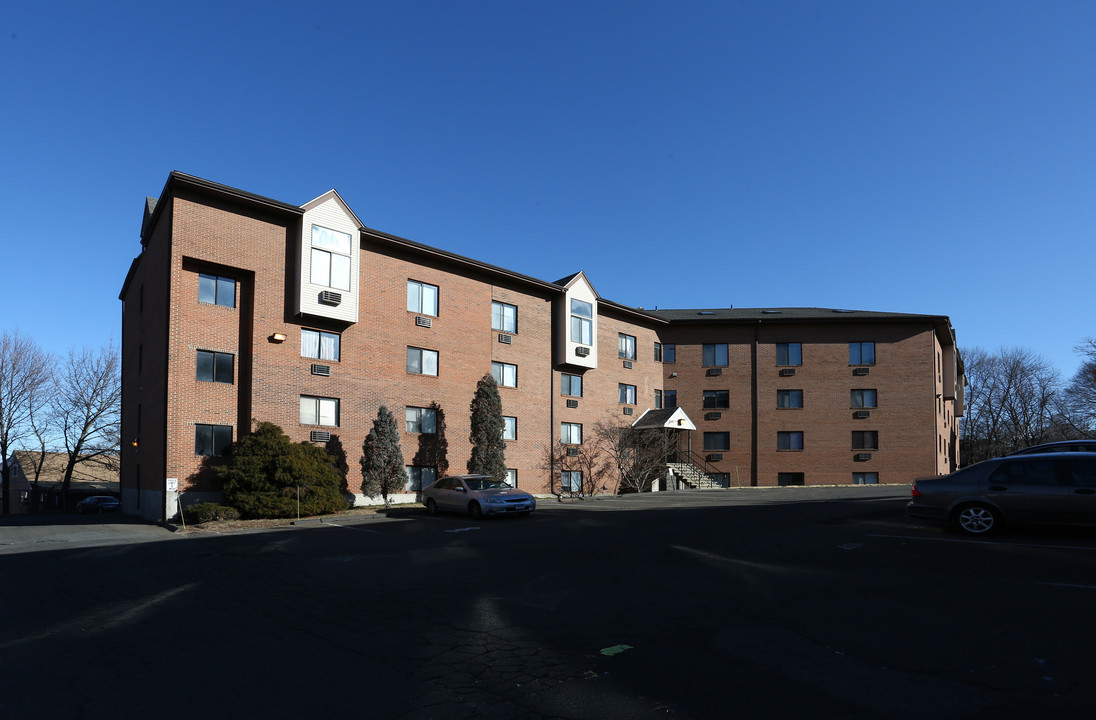 Harrison Place in Meriden, CT - Building Photo