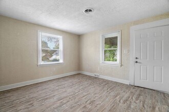 2117 Staunton Ave in Portsmouth, VA - Building Photo - Building Photo