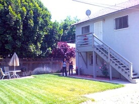 4254 12th St in Riverside, CA - Building Photo