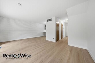 569 Addison Ave in Palo Alto, CA - Building Photo - Building Photo