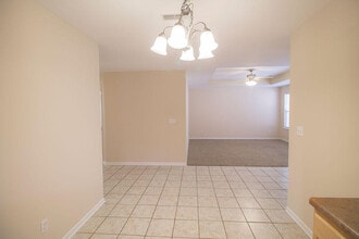 1881 Field St in Columbia, MO - Building Photo - Building Photo