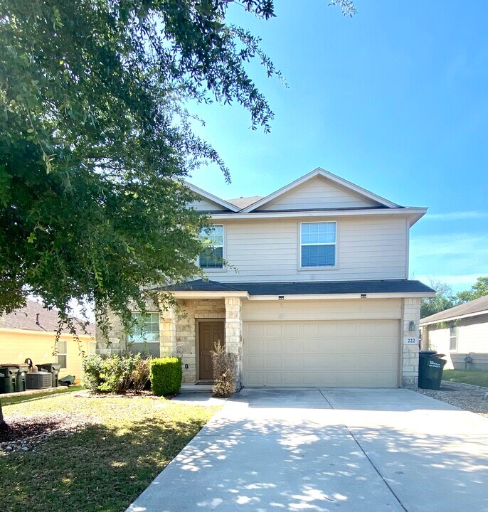 222 Wild Plum in San Marcos, TX - Building Photo