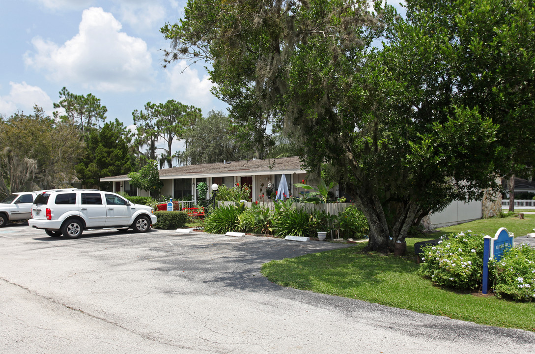 Strawberry Place Apartments in Plant City, FL - Foto de edificio