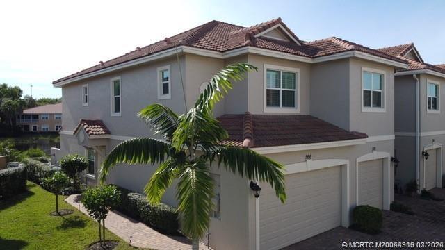 property at 566 SW Glen Crest Way