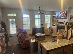 2479 E Frontier Elm Dr in Fayetteville, AR - Building Photo - Building Photo