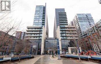 36 Lisgar St in Toronto, ON - Building Photo - Building Photo