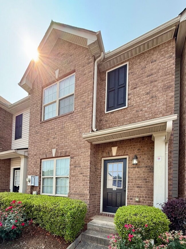 property at 2829 Creek Bottom Ct