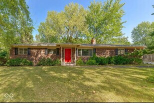 10505 N Washington Blvd in Indianapolis, IN - Building Photo