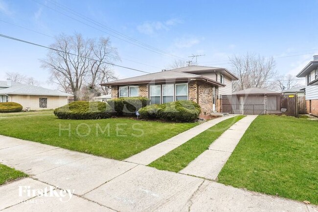 14539 Kimbark Ave in Dolton, IL - Building Photo - Building Photo