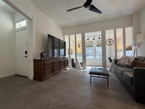 318 Hyde Park Blvd in Houston, TX - Building Photo - Building Photo