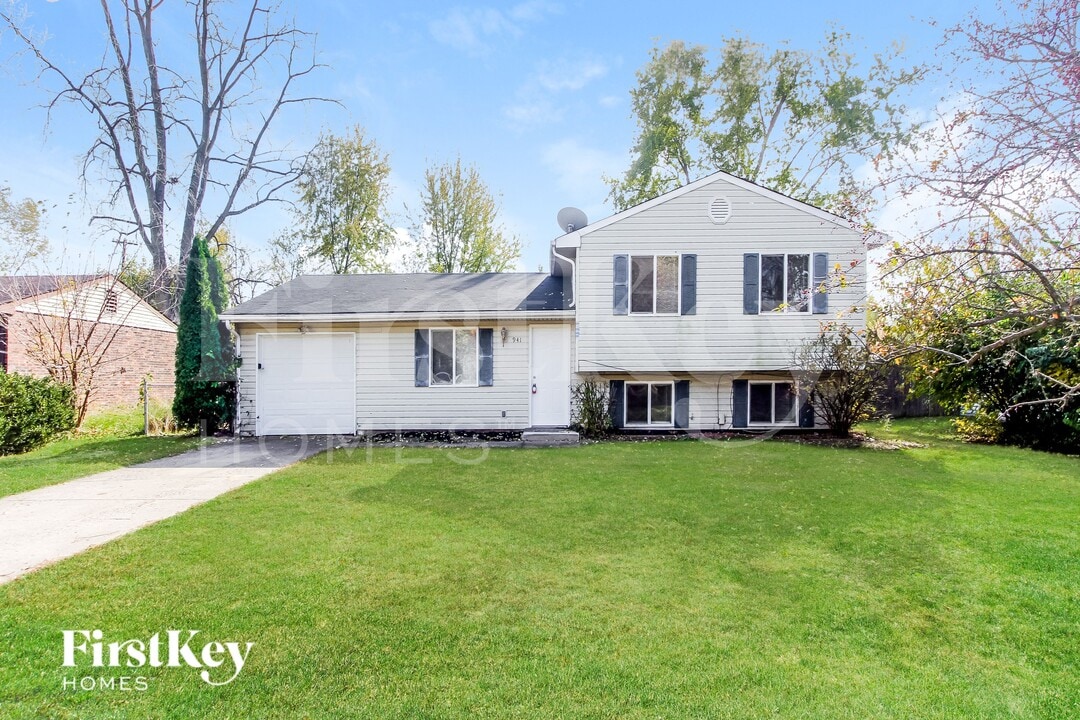 941 W Stop 11 Rd, Unit 316 in Indianapolis, IN - Foto de edificio