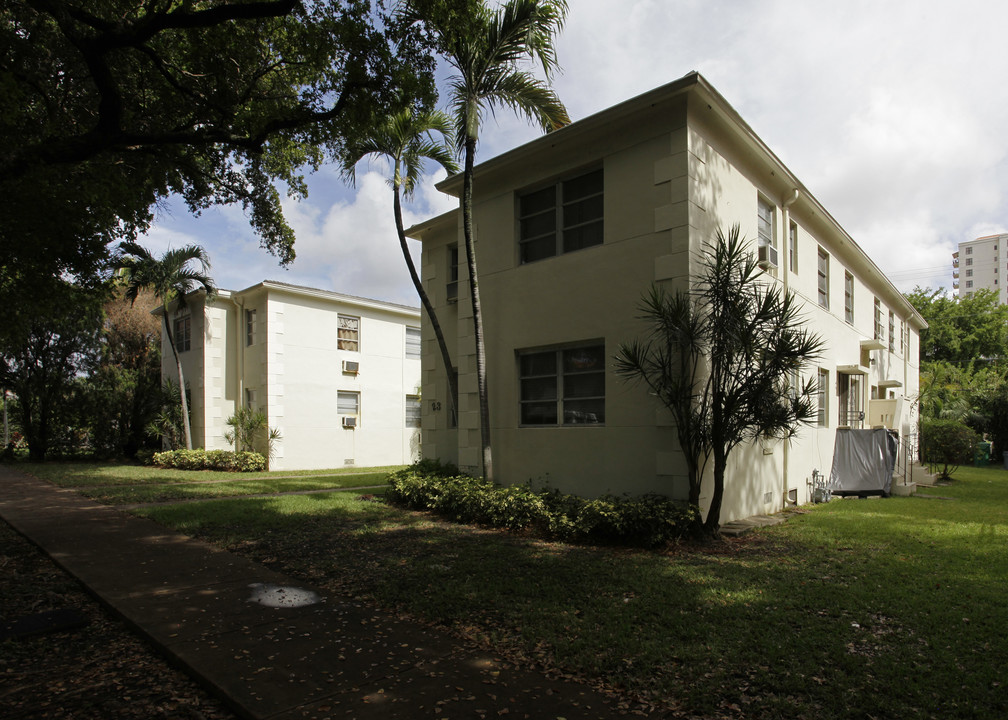 23-27 Phoenetia Ave in Coral Gables, FL - Building Photo