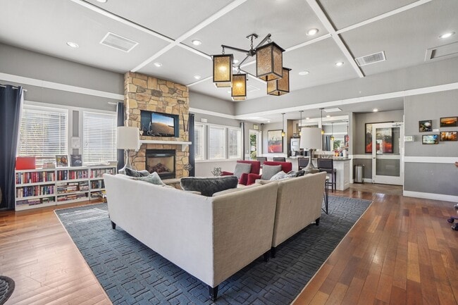 Deer Crest Apartments in Broomfield, CO - Building Photo - Building Photo