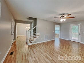 172 Muirfield Ridge Dr in Garner, NC - Foto de edificio - Building Photo