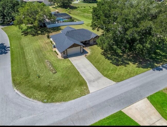 5127 County Road 125 in Wildwood, FL - Building Photo - Building Photo