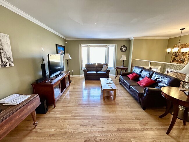 5 Lodge Pl in St John's, NL - Building Photo - Building Photo