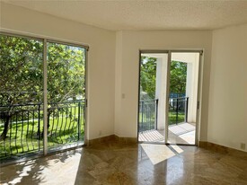 3700 Island Blvd, Unit C-202 in Aventura, FL - Building Photo - Building Photo