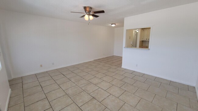 368 Camden P in West Palm Beach, FL - Building Photo - Building Photo