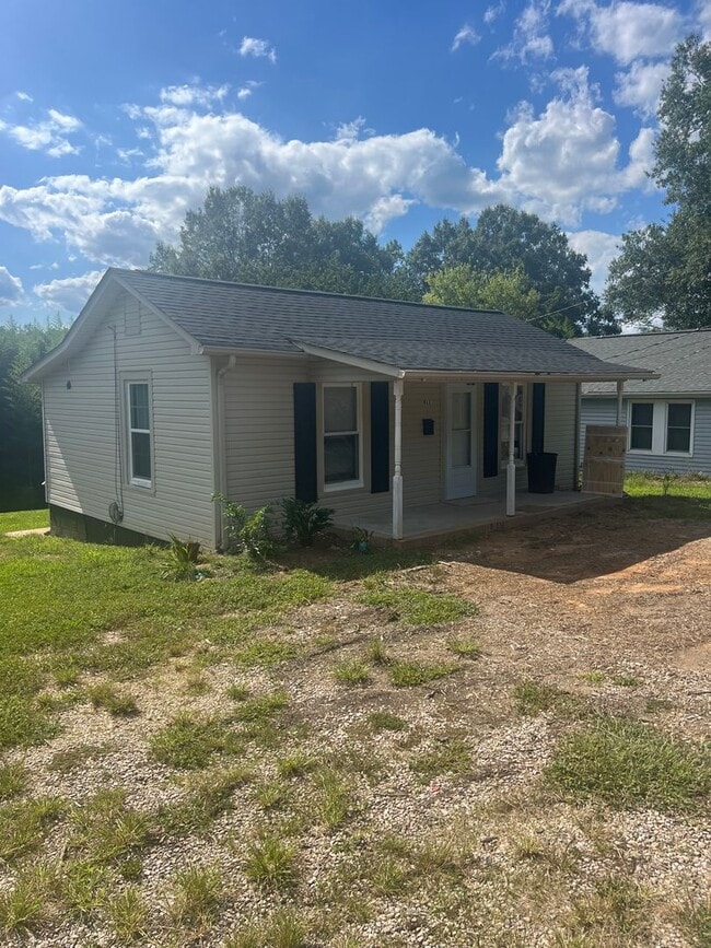 property at 911 Haley St