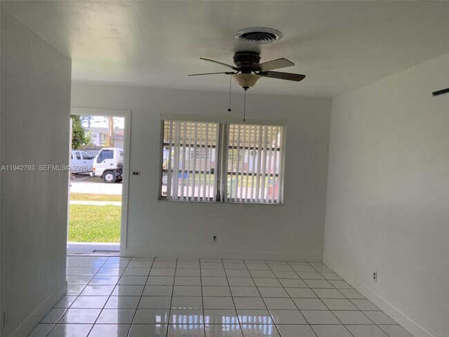 2678 NW 65th Ave-Unit -2678 in Margate, FL - Building Photo - Building Photo