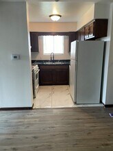 700 65th St, Unit Five in Westmont, IL - Building Photo - Building Photo