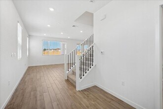 2043 Lava Rdg Ct in Plumas Lake, CA - Building Photo - Building Photo