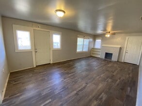 1925 27th St in Lubbock, TX - Building Photo - Building Photo