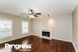 1106 Victoria Dr in Murfreesboro, TN - Building Photo - Building Photo