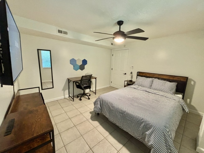 property at 1939 Candace Ln SE