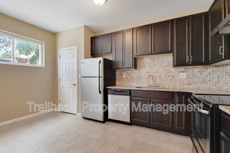 30 Linwood Blvd in Kansas City, MO - Building Photo - Building Photo