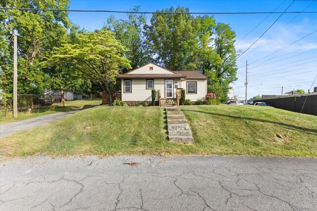 property at 408 Beechwood Dr