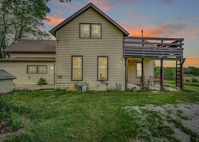 property at 21101 S 96th St