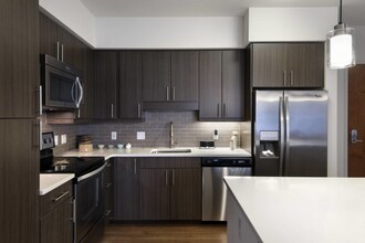 36 River St-Unit -126 in Waltham, MA - Building Photo - Building Photo