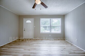 3 Belmo Dr in Belton, MO - Building Photo - Building Photo