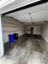 542 Pewaukee Rd in Pewaukee, WI - Building Photo - Building Photo