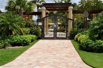 9584 Trevi Ct in Naples, FL - Building Photo - Building Photo