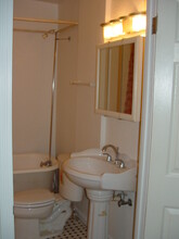 214 19th St N, Unit 1 in St. Petersburg, FL - Foto de edificio - Building Photo