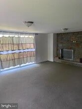 210 Philellena Rd in Cherry Hill Township, NJ - Building Photo - Building Photo